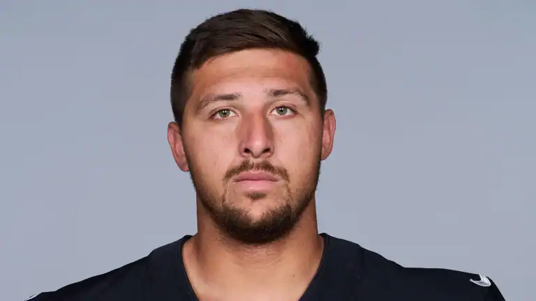 Austin Hooper Net Worth 2025